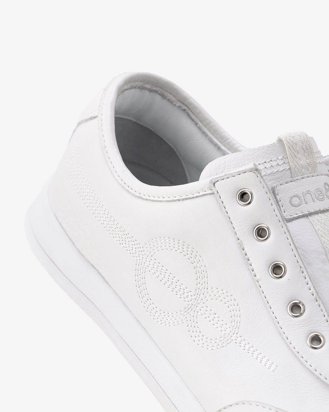 One8 Sports Seam Pavilion Women's Laceless Lifestyle Sneakers White